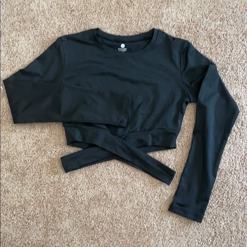 Nvgtn Cross Long Sleeve